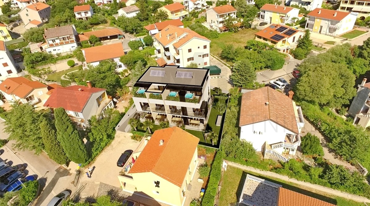 Mesto Krk, novogradnja, troetažni apartma v moderni stavbi, PRODAJA!