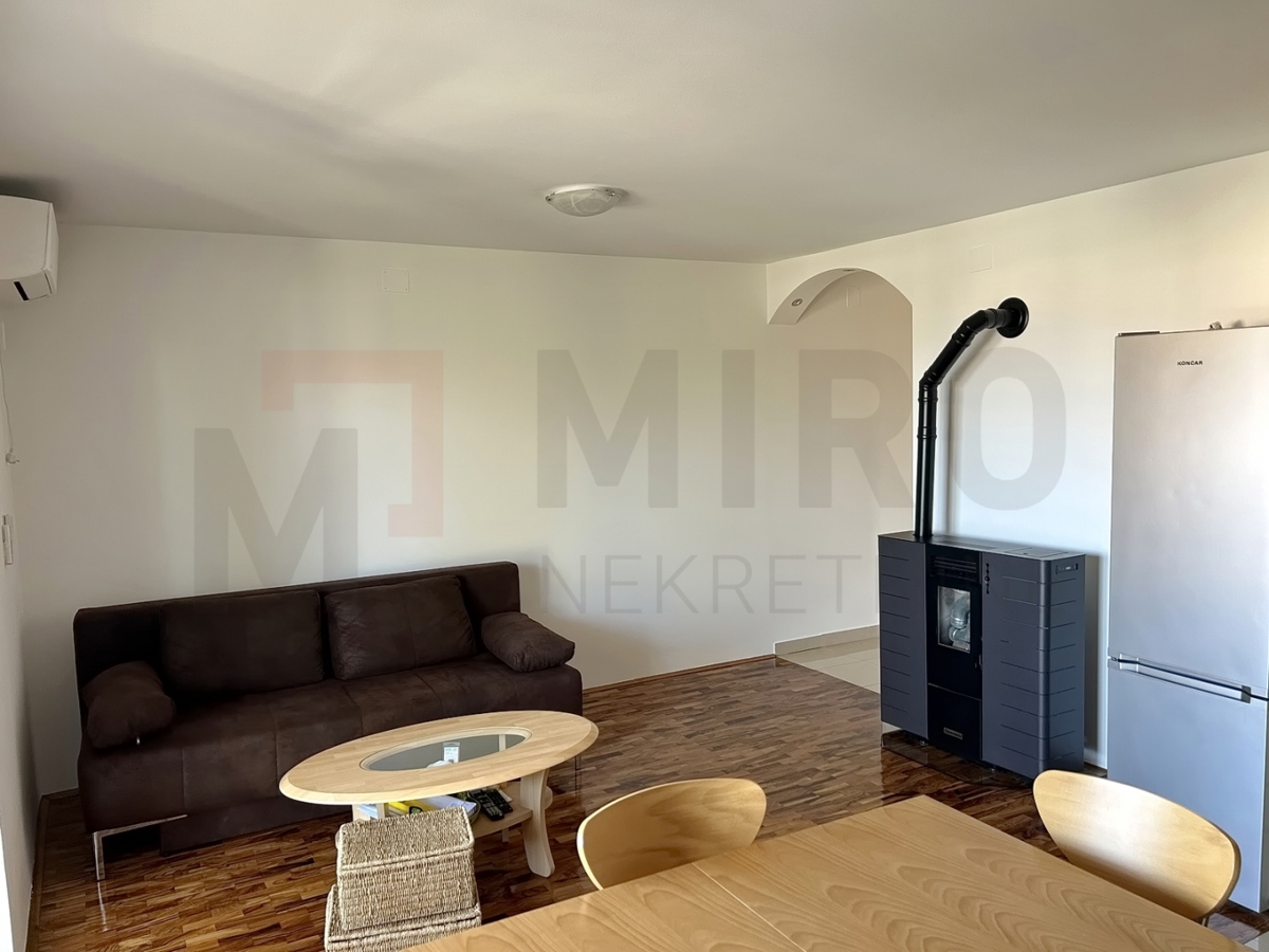 Malinska, adaptiran apartma v 1. nadstropju s pogledom na morje, PRODAJA!