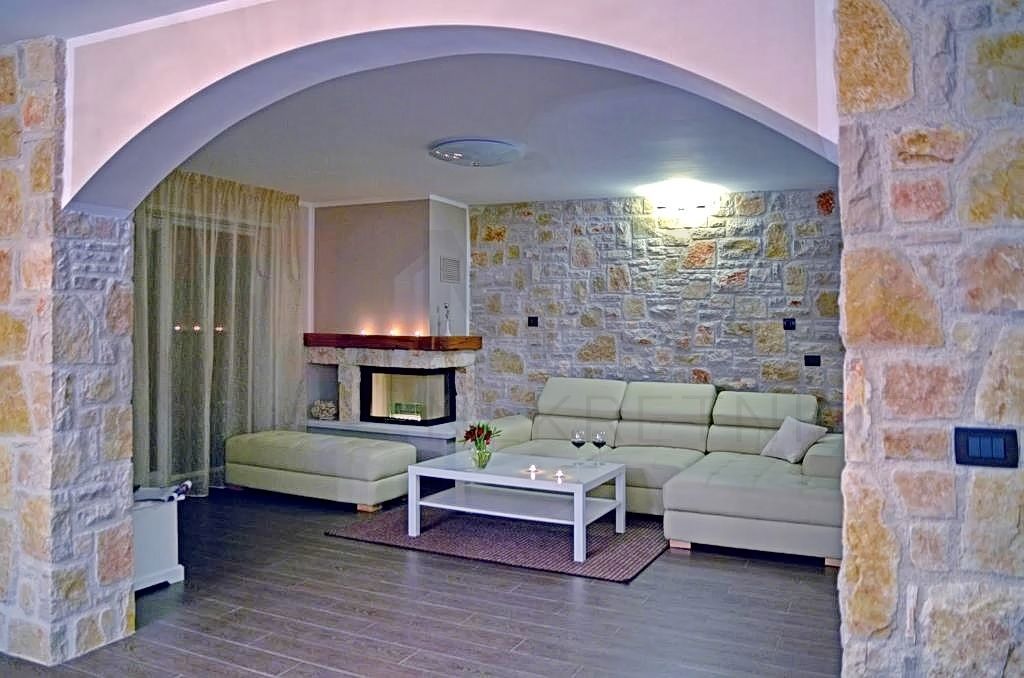 Hiša Malinska, Malinska-Dubašnica, 163m2