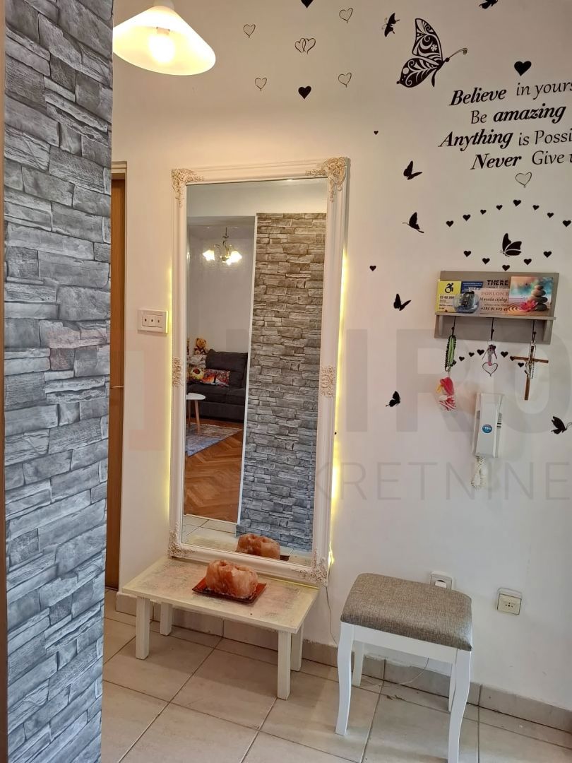 Krk, mesto, opremljeno stanovanje na odlični lokaciji, PRODAMO!