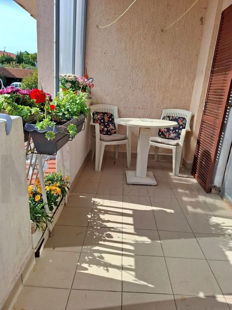 Krk, mesto, opremljeno stanovanje na odlični lokaciji, PRODAMO!