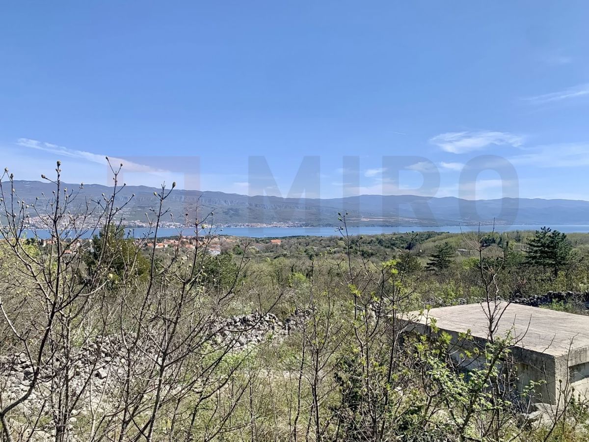Šilo, okolica, gradbeno zemljišče s pogledom na morje, PRODAJA!