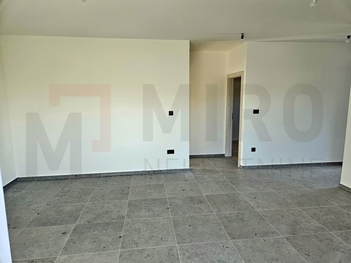 Zaliv Soline, dvosobno stanovanje v 1. nadstropju s pogledom na morje!