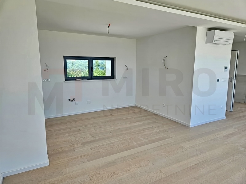 Mesto Krk, moderen penthouse z odprtim pogledom na morje, PRODAJA!