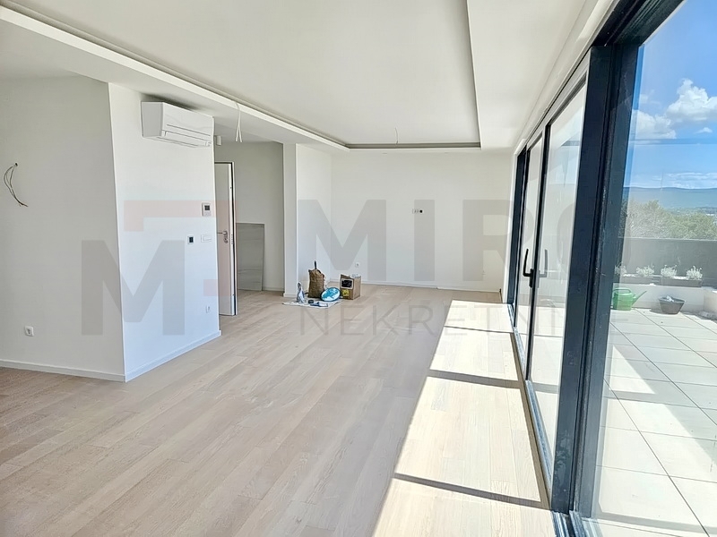 Mesto Krk, moderen penthouse z odprtim pogledom na morje, PRODAJA!