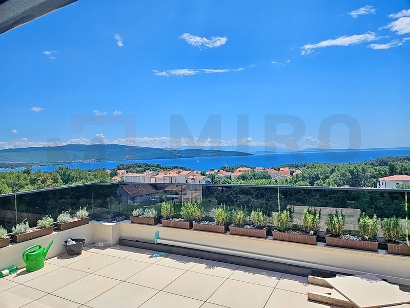 Mesto Krk, moderen penthouse z odprtim pogledom na morje, PRODAJA!