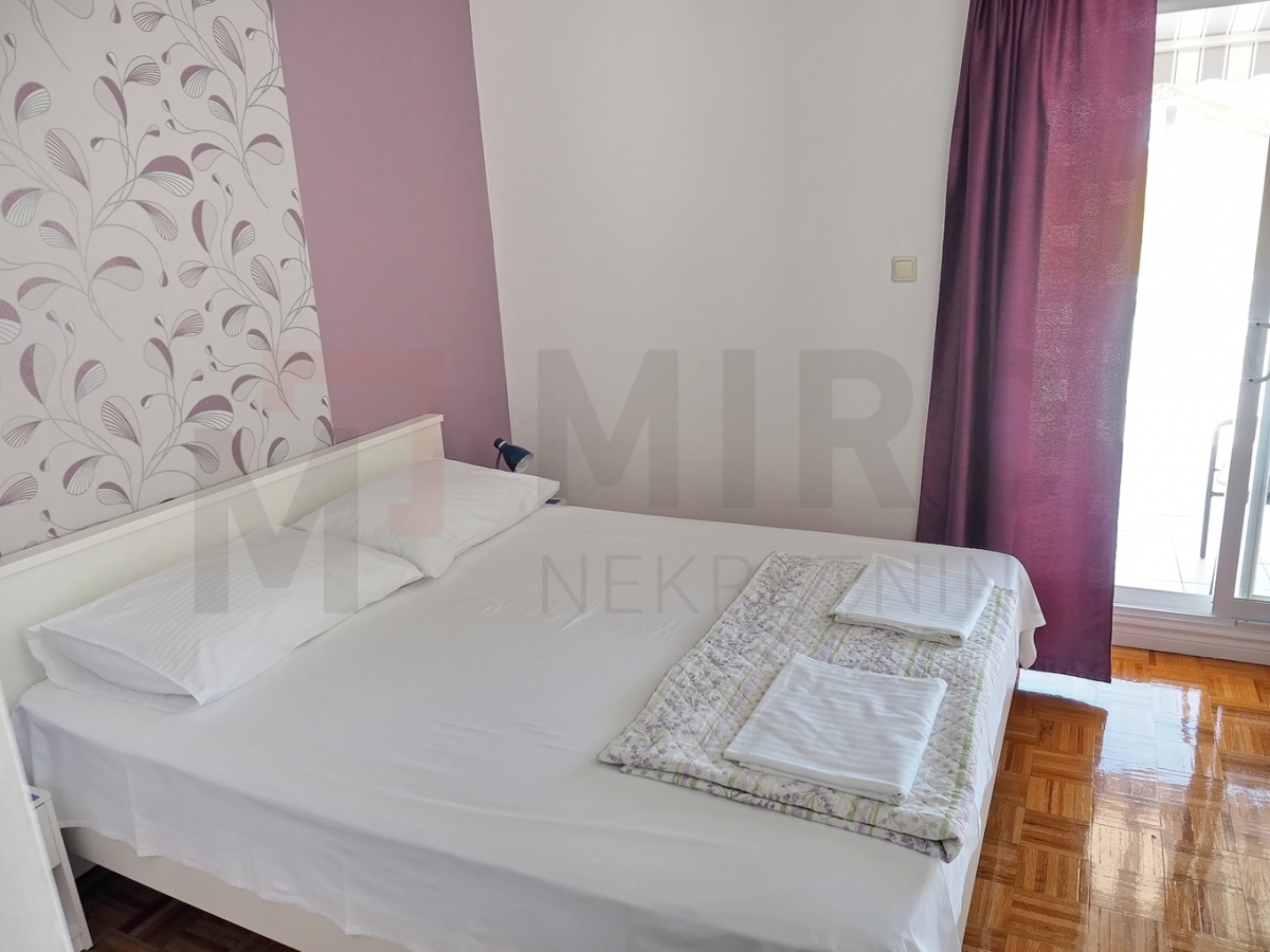 Malinska, dvojček za turizem na odlični lokaciji!