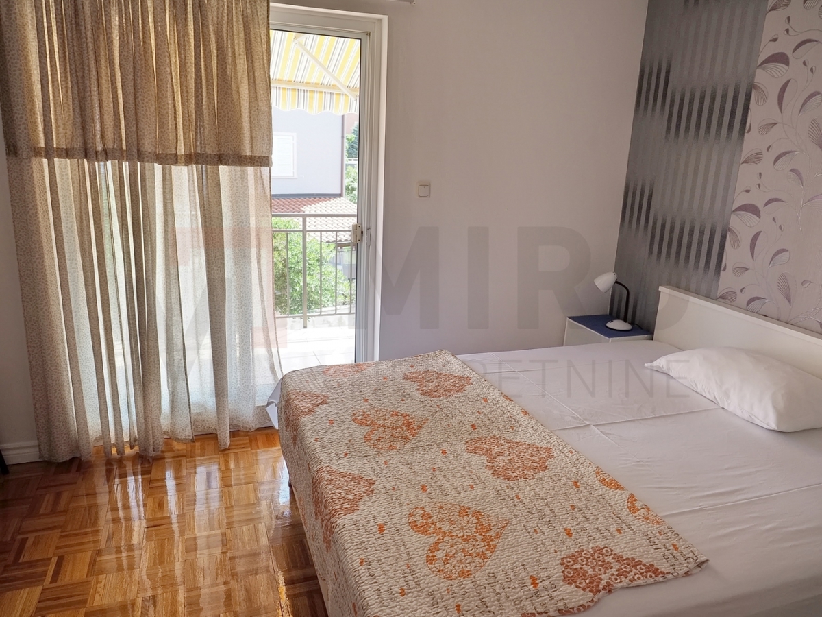 Malinska, dvojček za turizem na odlični lokaciji!