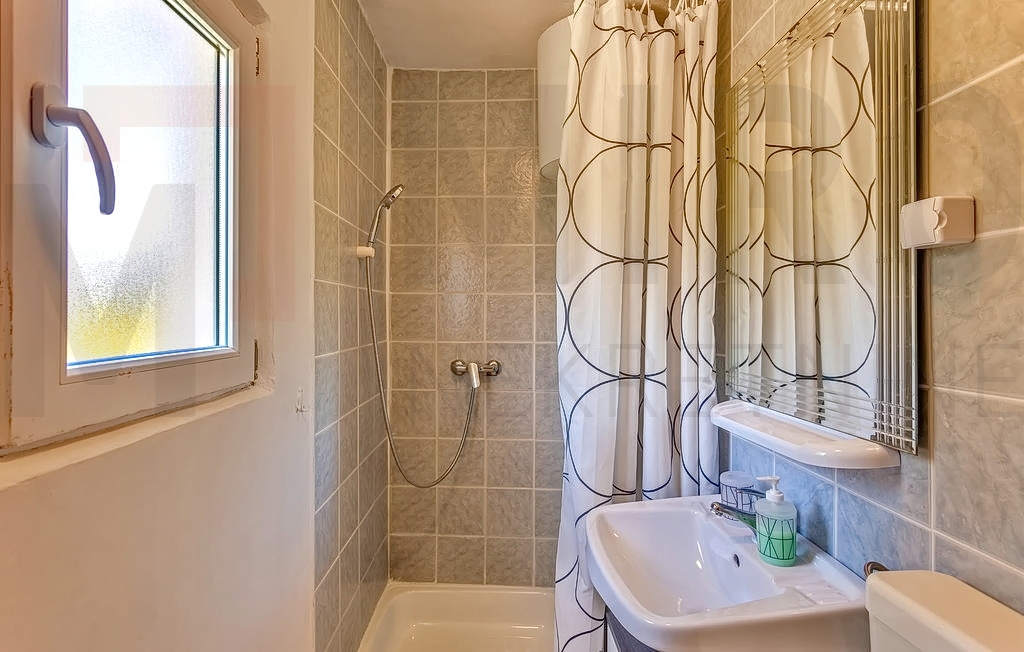 Šilo, surroundings, semi-detached house with 4 apartments in a quiet location, FOR SALE!