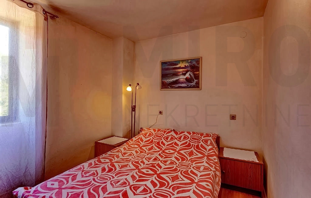 Šilo, surroundings, semi-detached house with 4 apartments in a quiet location, FOR SALE!