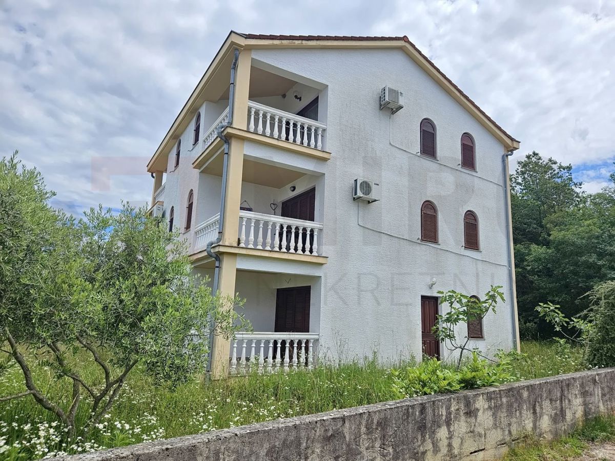 Stanovanje/Apartma Malinska, Malinska-Dubašnica, 51m2