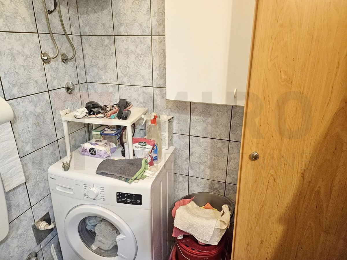 Malinska, okolica, enosobno stanovanje z mansardo v fazi prenove, PRODAJA!