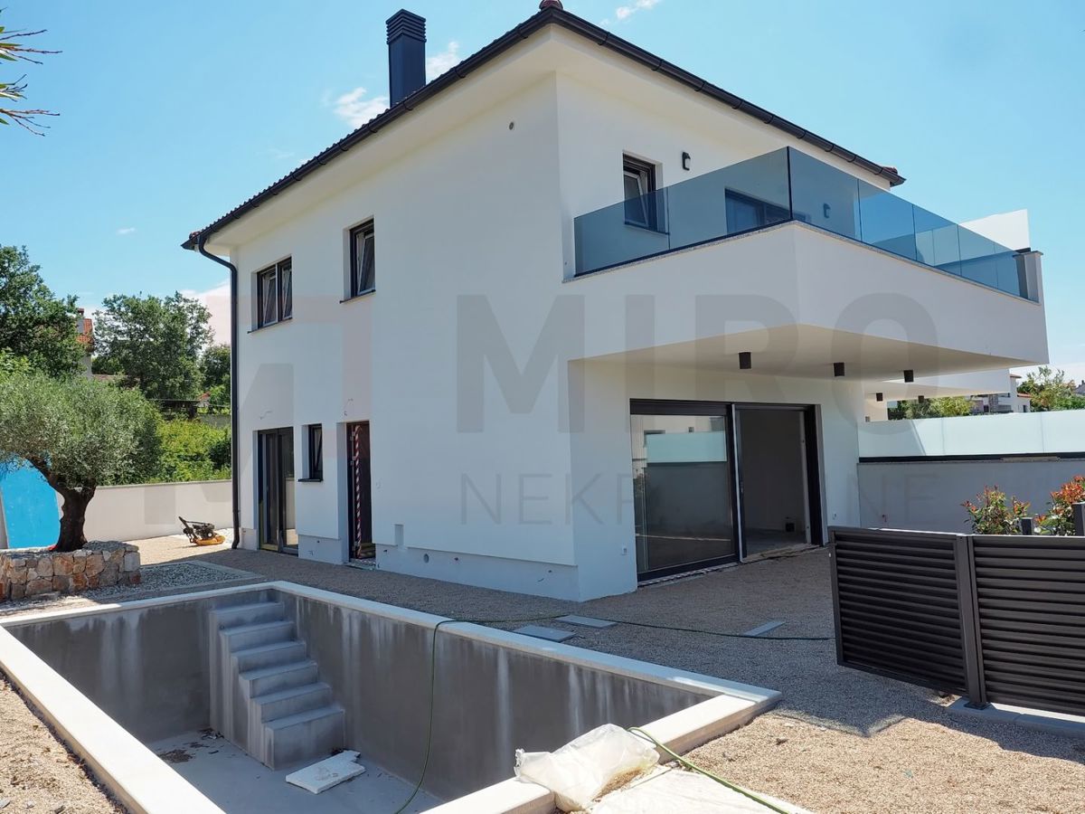 Malinska, nova hiša dvojček z bazenom in pogledom na morje, PRODAJA!