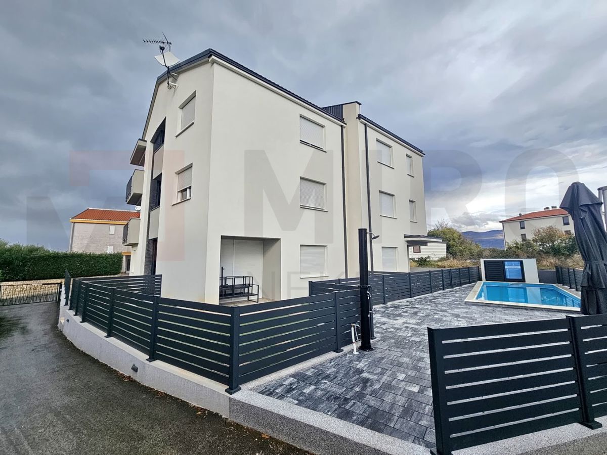 Šilo, novogradnja, stanovanje s pogledom na morje!