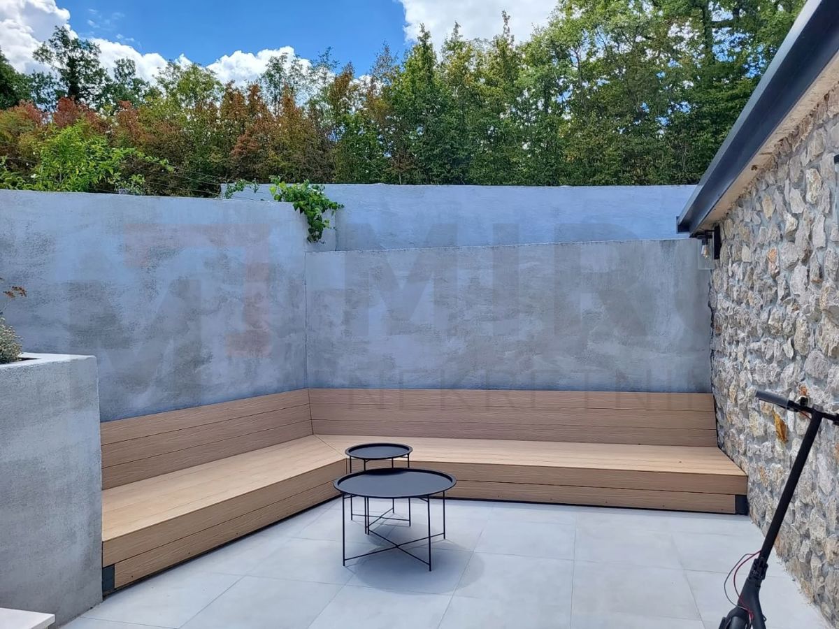 Malinska, enonadstropna hiša s čudovitim vrtom, PRODAMO!