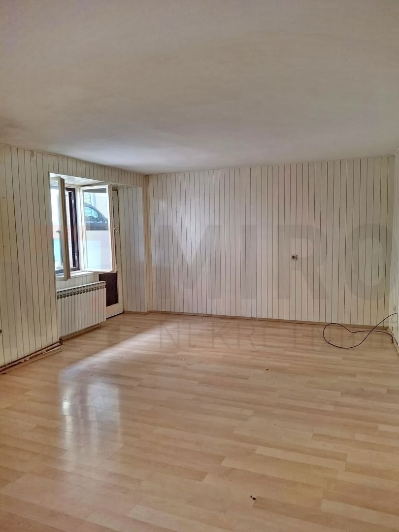 Krk, okolica, vrstna hiša s pogledom na morje!