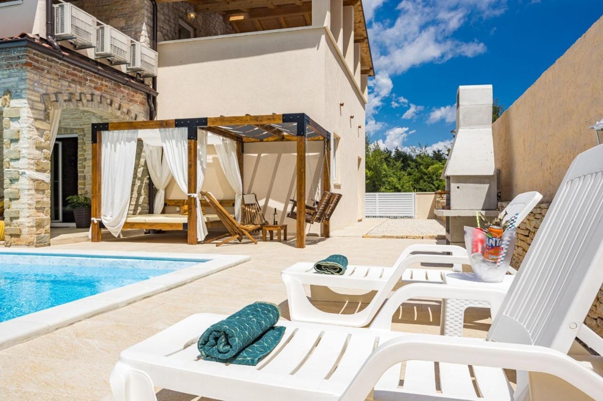 Svetvinčenat, 180m2