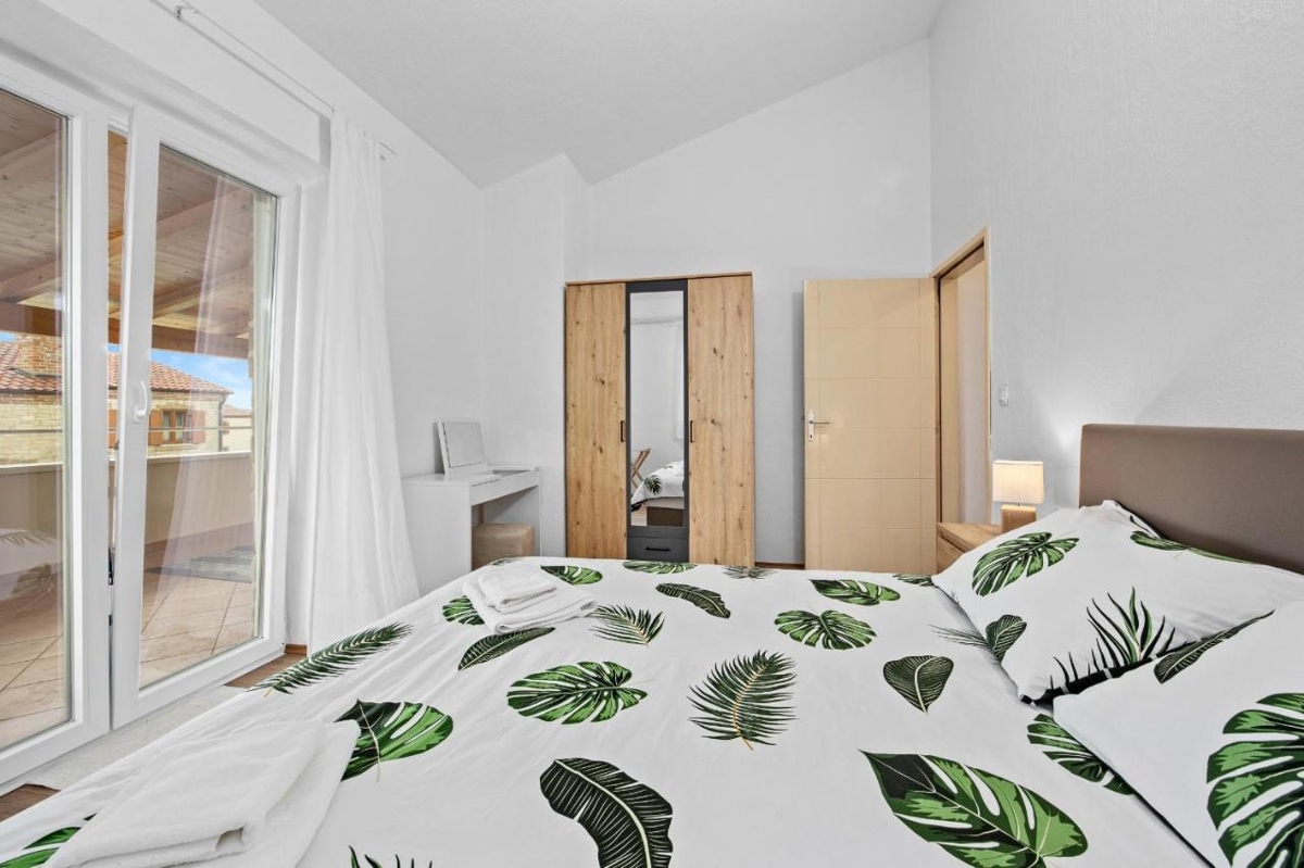 Svetvinčenat, 180m2