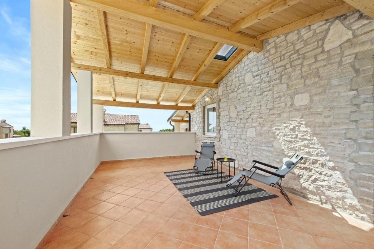 Svetvinčenat, 180m2