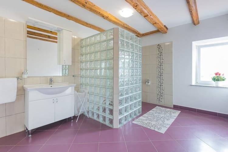 Škatari, Pula, 210m2