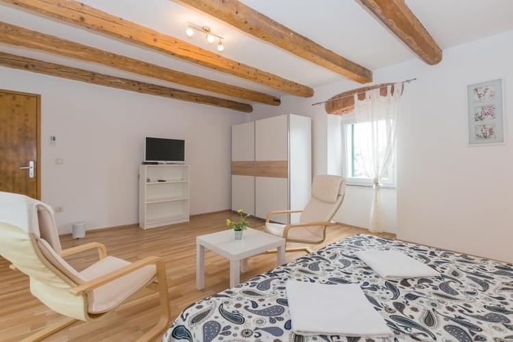 Škatari, Pula, 210m2