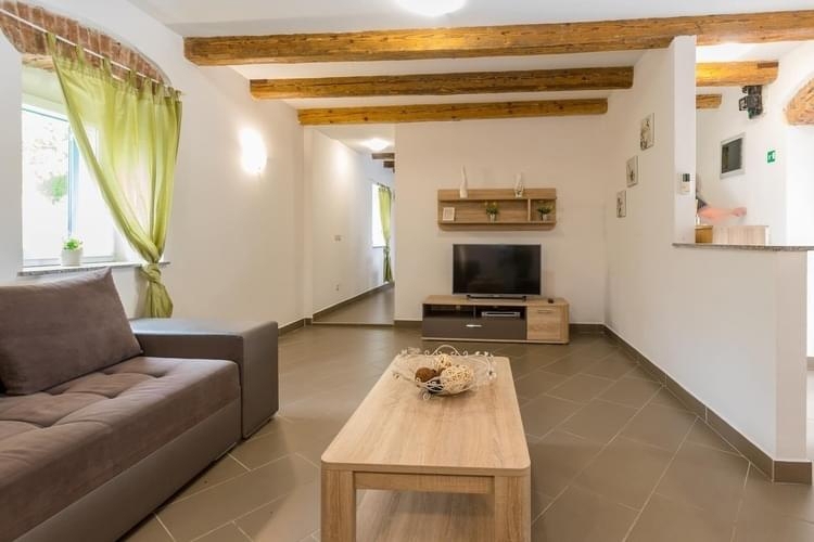 Škatari, Pula, 210m2