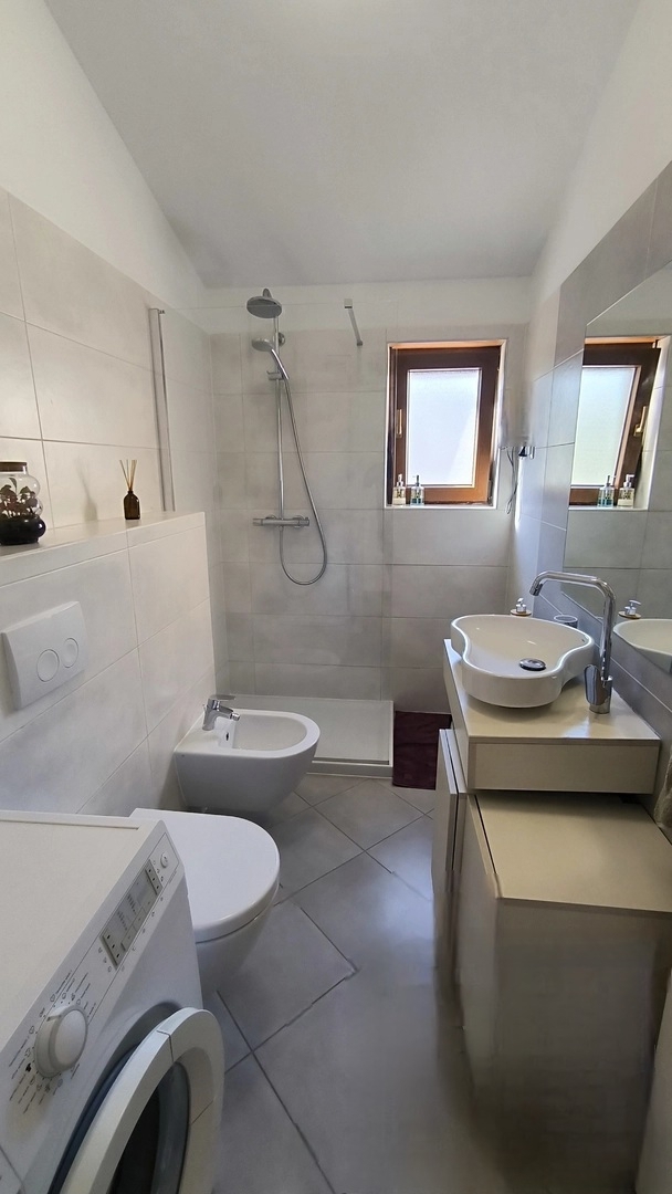 Štinjan, Pula, 63m2