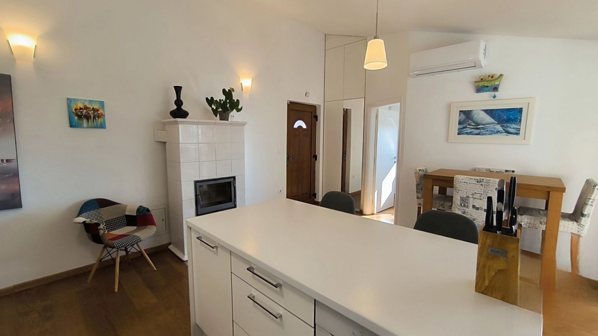 Štinjan, Pula, 63m2