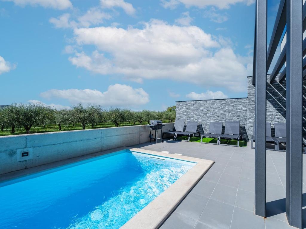 Petrovija, Umag, 125m2