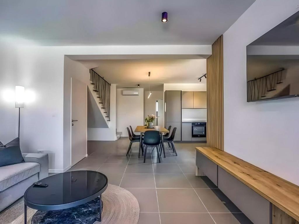 Petrovija, Umag, 125m2