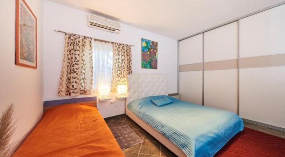 Čepljani, Umag, 168m2