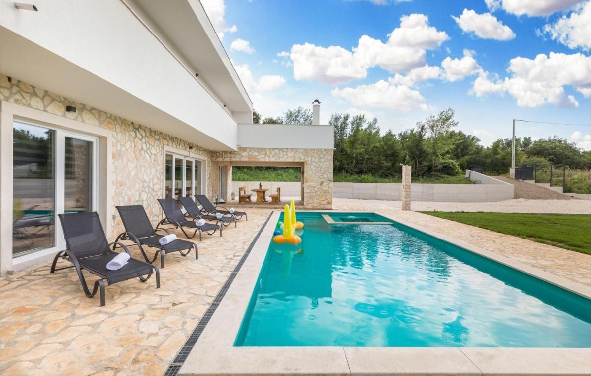 Svetvinčenat, 243m2