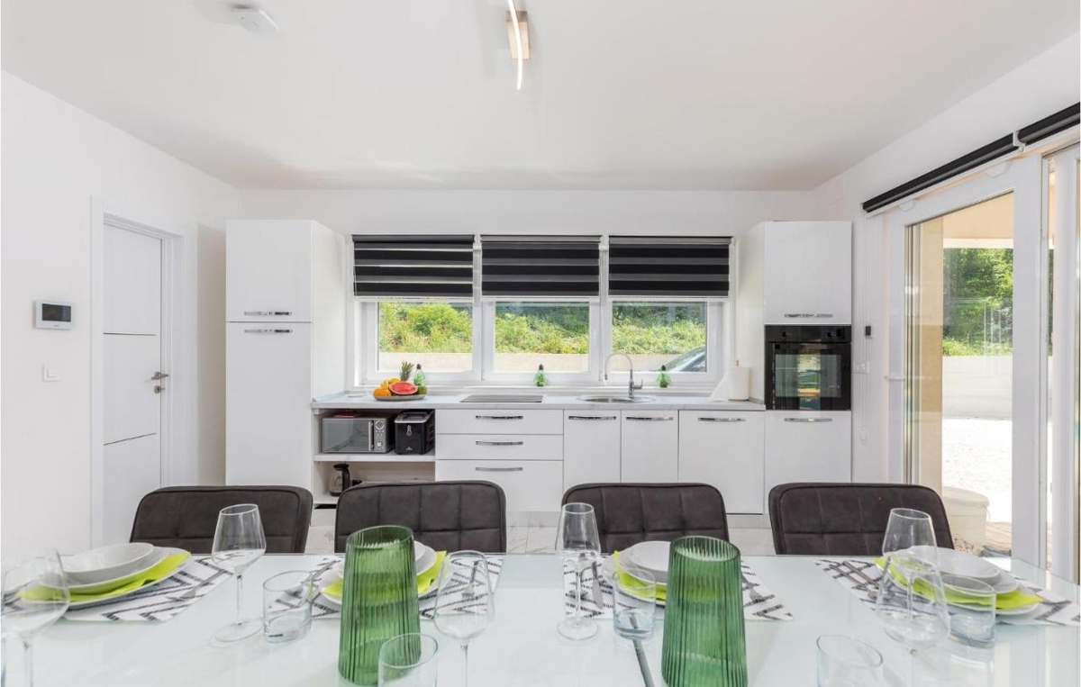 Svetvinčenat, 243m2