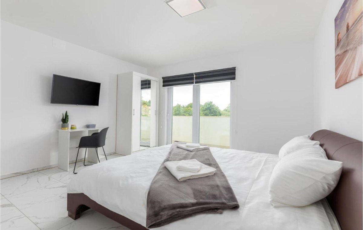 Svetvinčenat, 243m2