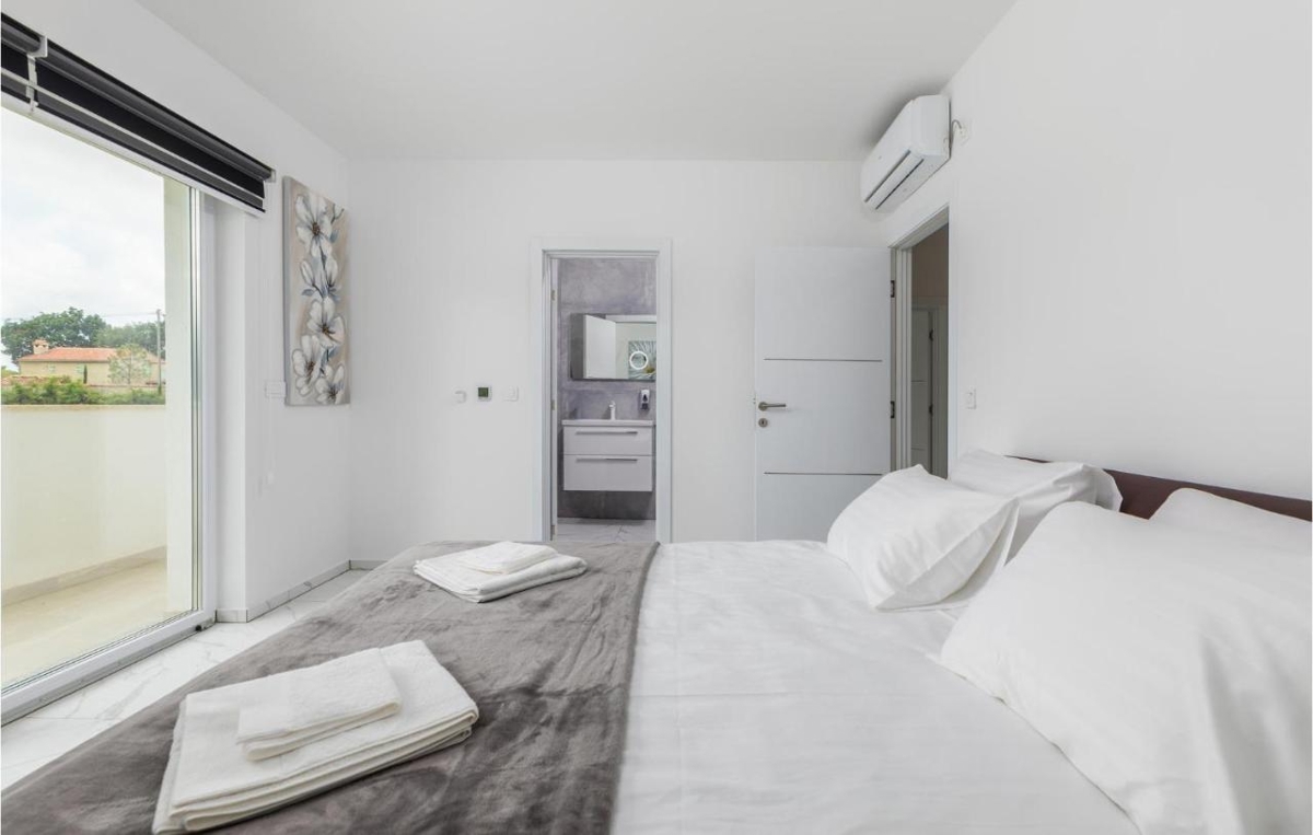 Svetvinčenat, 243m2