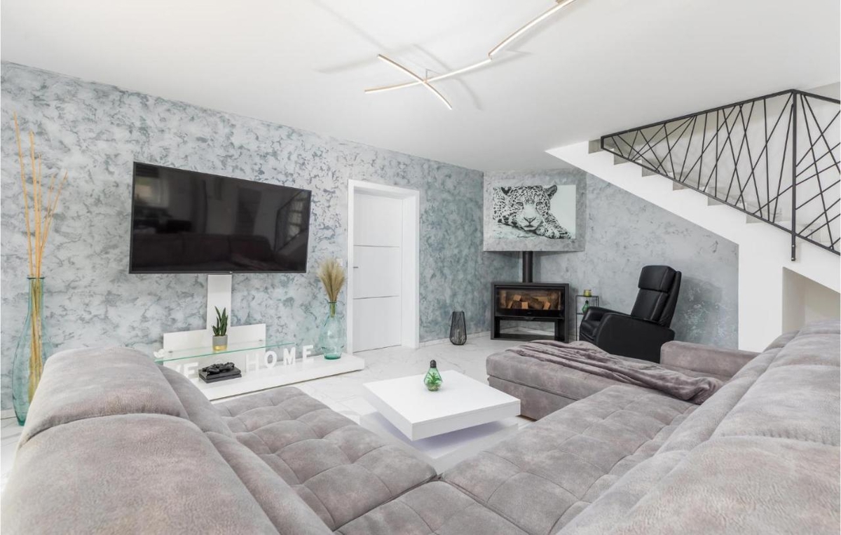 Svetvinčenat, 243m2