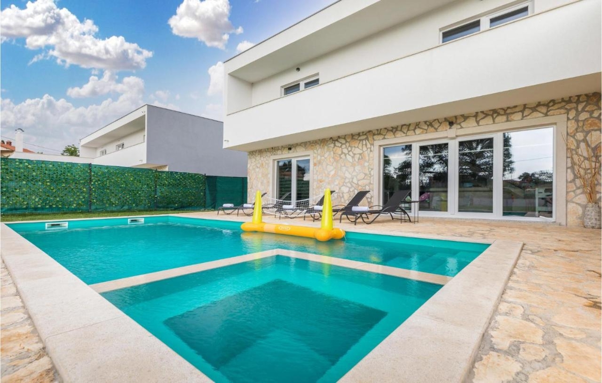 Svetvinčenat, 243m2