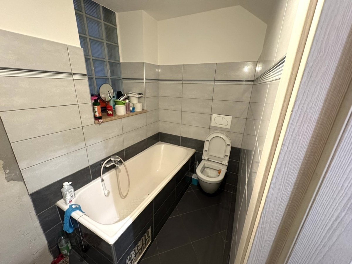 Monte Zaro, Pula, 104m2