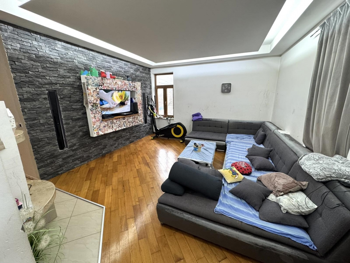 Monte Zaro, Pula, 104m2