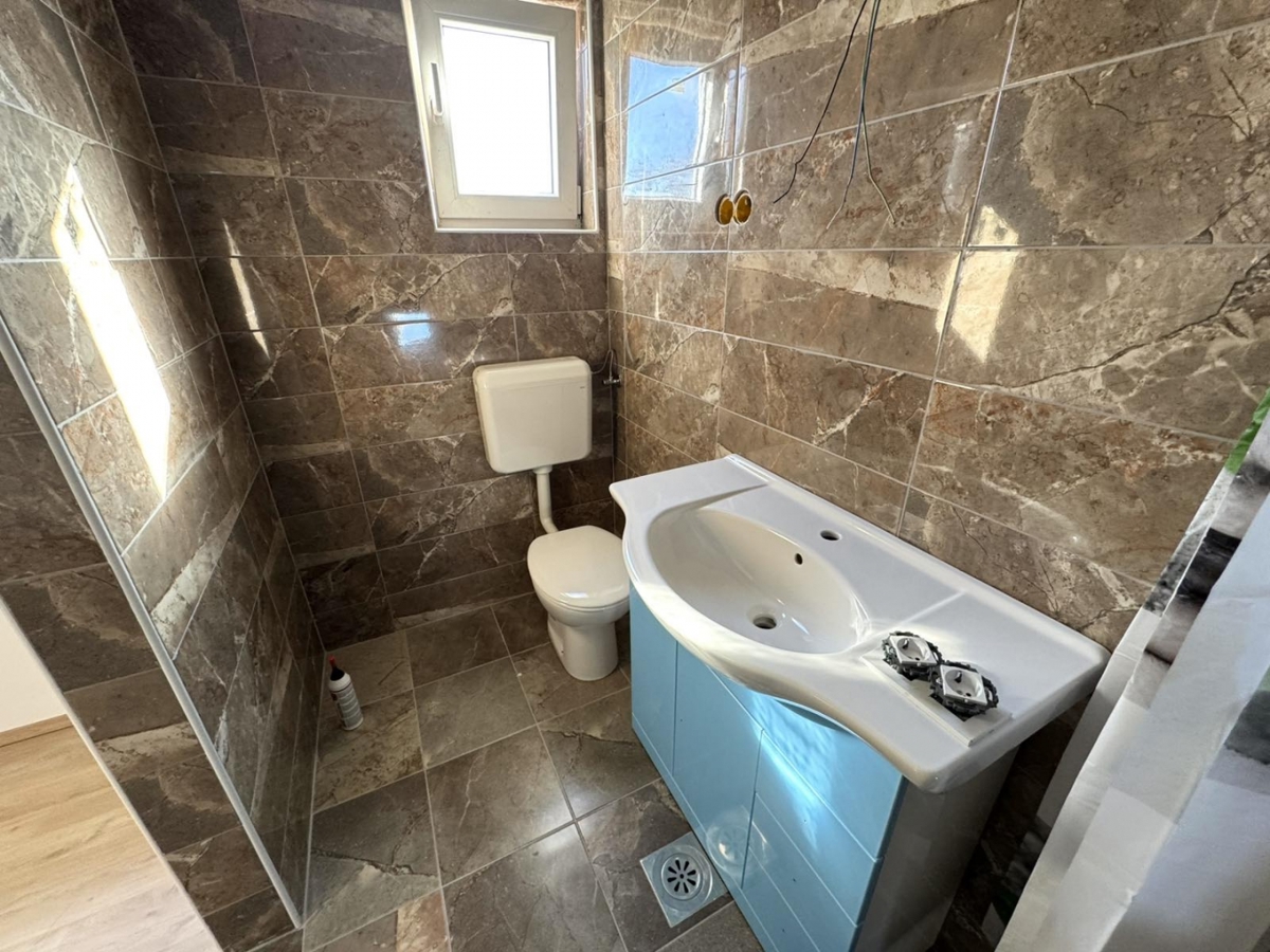 Valdebek, Pula, 74m2