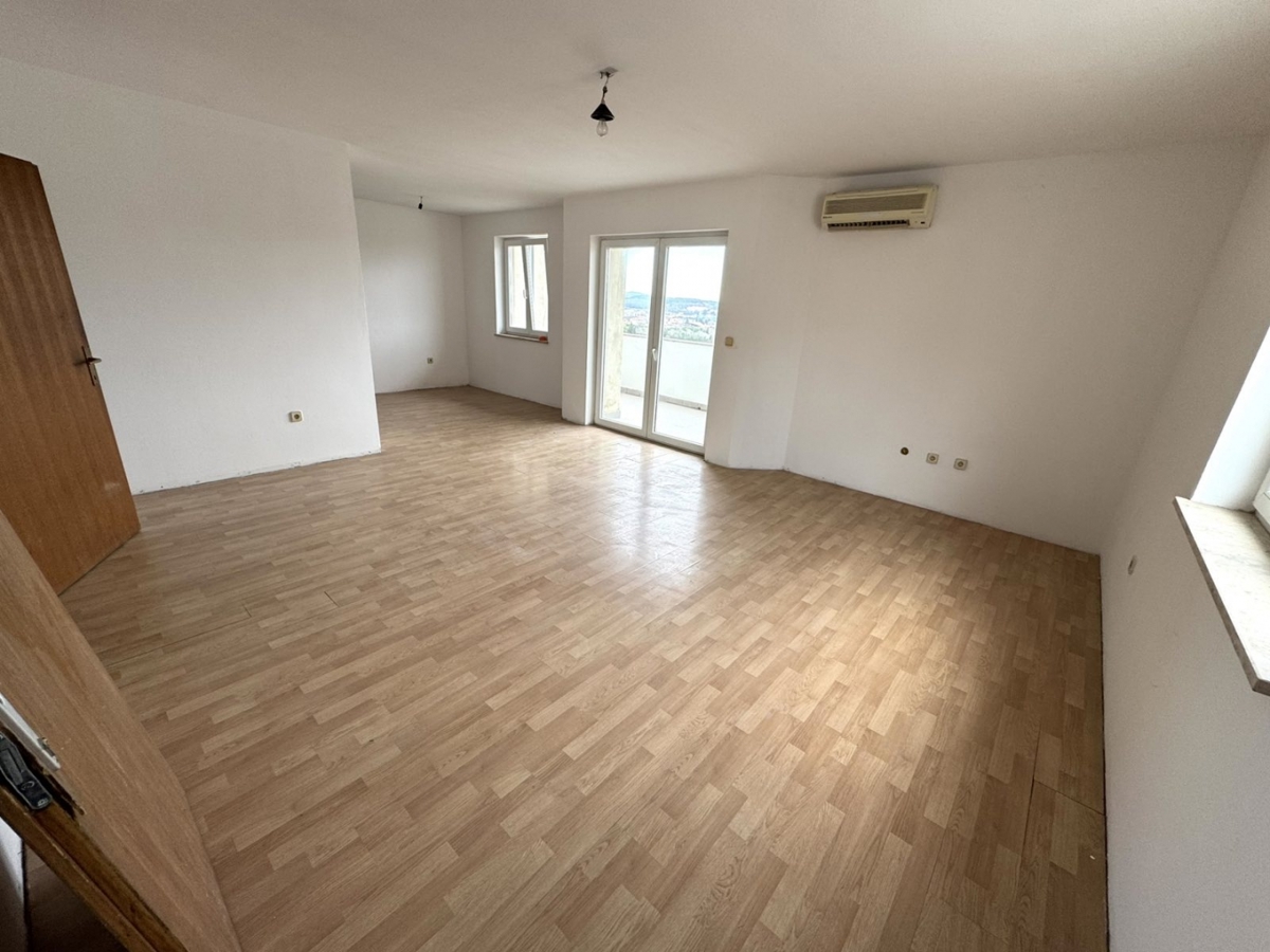 Vidikovac, Pula, 98,20m2