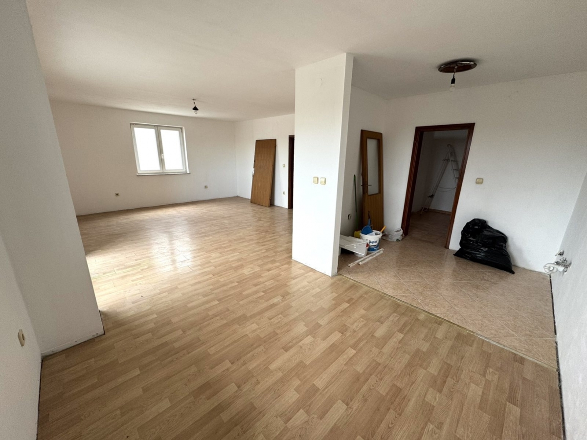 Vidikovac, Pula, 98,20m2