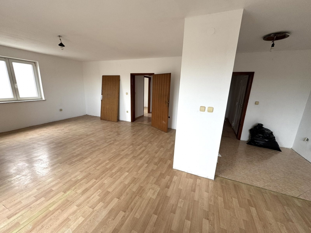 Vidikovac, Pula, 98,20m2