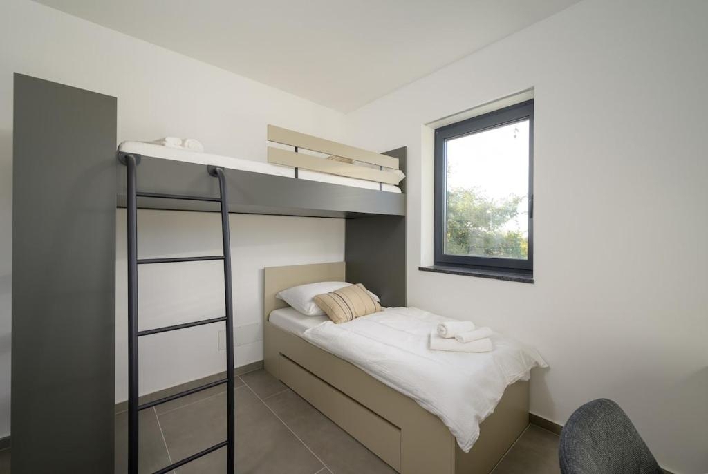 Svetvinčenat, 240m2