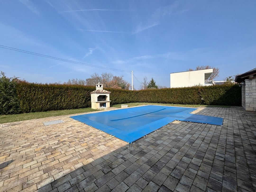 Dračevac, Poreč, 400m2