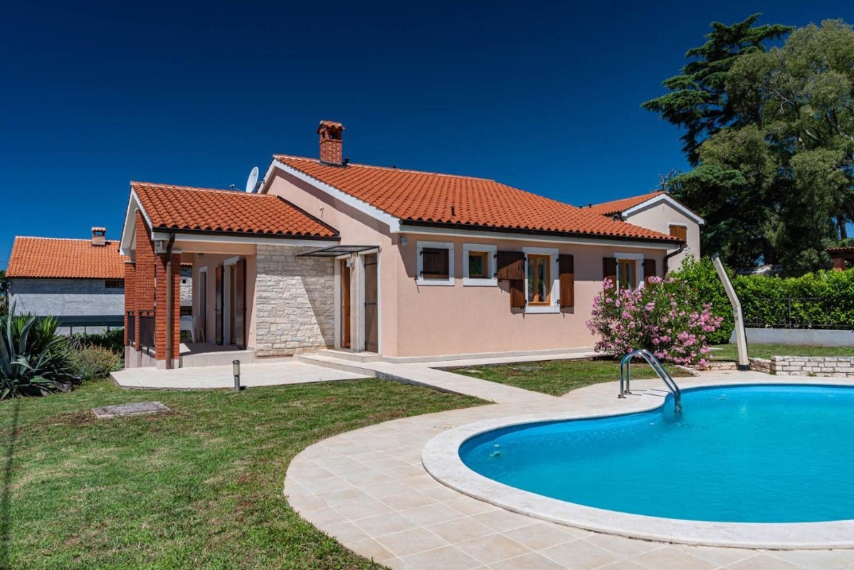 Kolumbera, Višnjan, 144m2