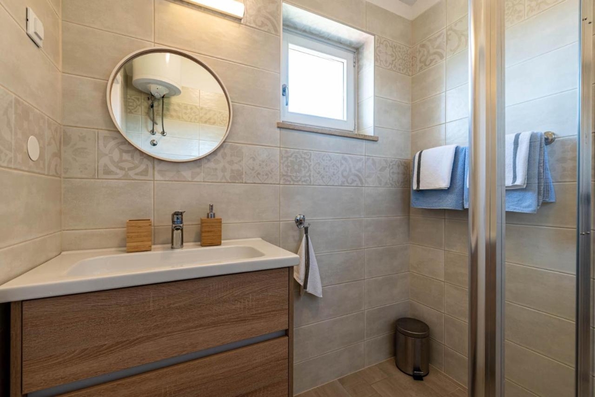 Kolumbera, Višnjan, 144m2