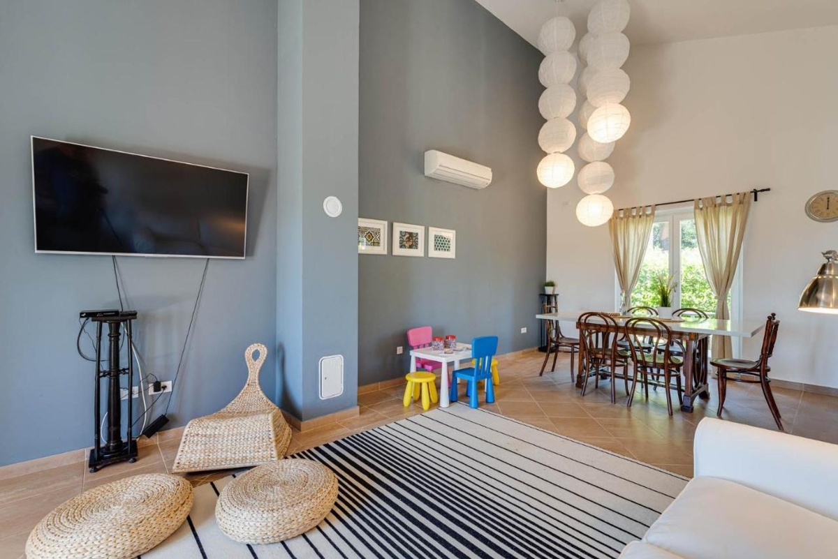 Kolumbera, Višnjan, 144m2