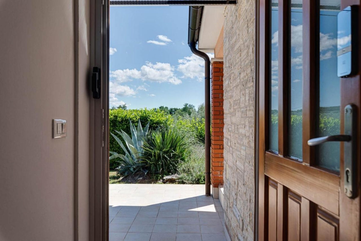 Kolumbera, Višnjan, 144m2