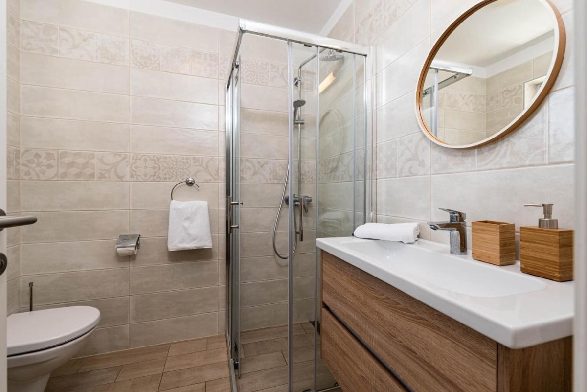 Kolumbera, Višnjan, 144m2